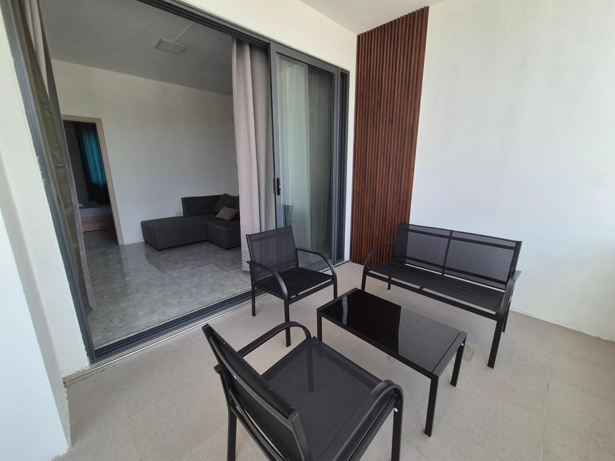 Skyview Apartment- Rooftop Penthouse With Sunset & Sea Views Flic-en-Flacq Exteriör bild